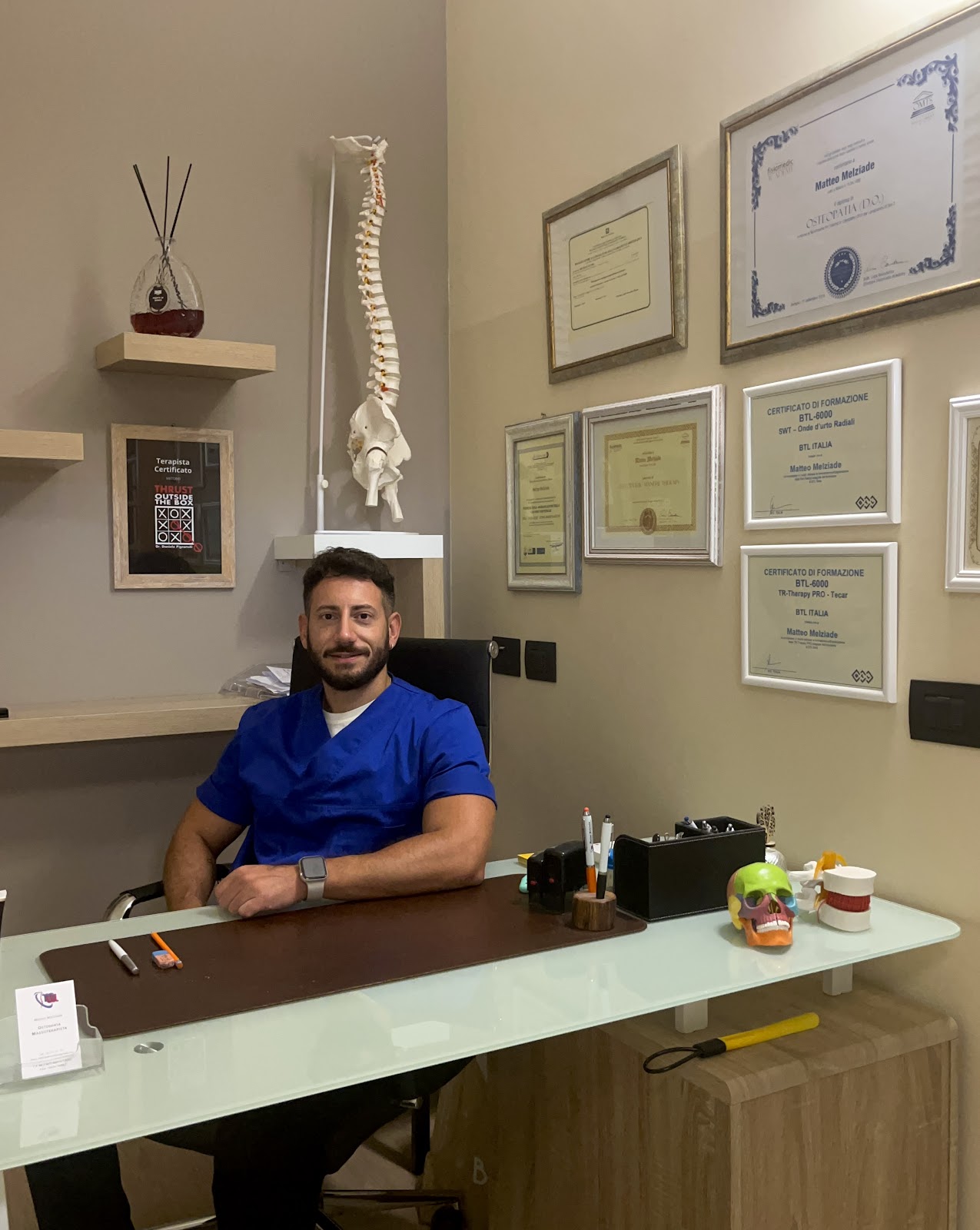 Matteo Melziade nel suo studio di Milano